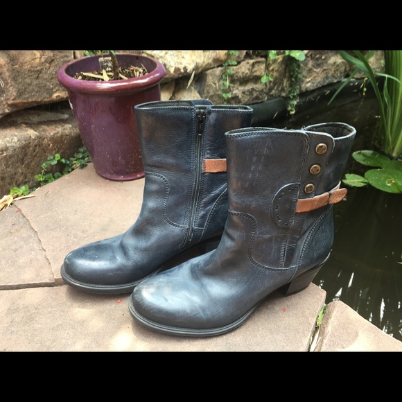 clarks womens boots 2018
